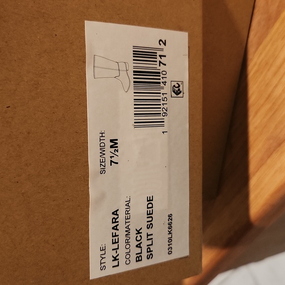 Woman's boots - Picture 8 of 8